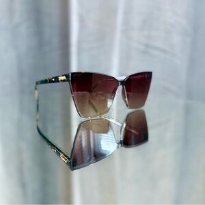 DIFF Eyewear
Goldie Sunglasses